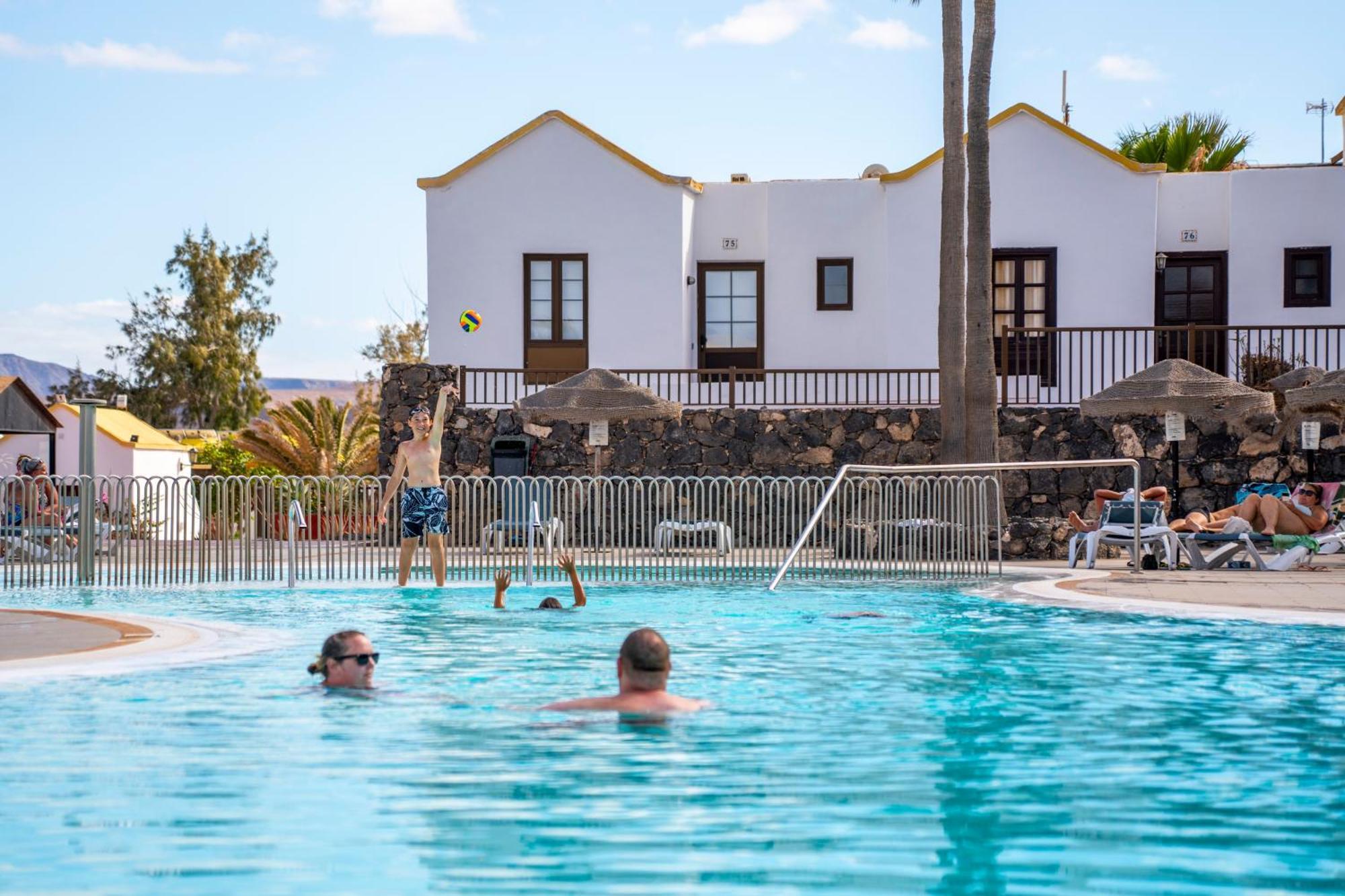 Elite Fuerteventura By Ecr Hotel Caleta De Fuste Exterior photo
