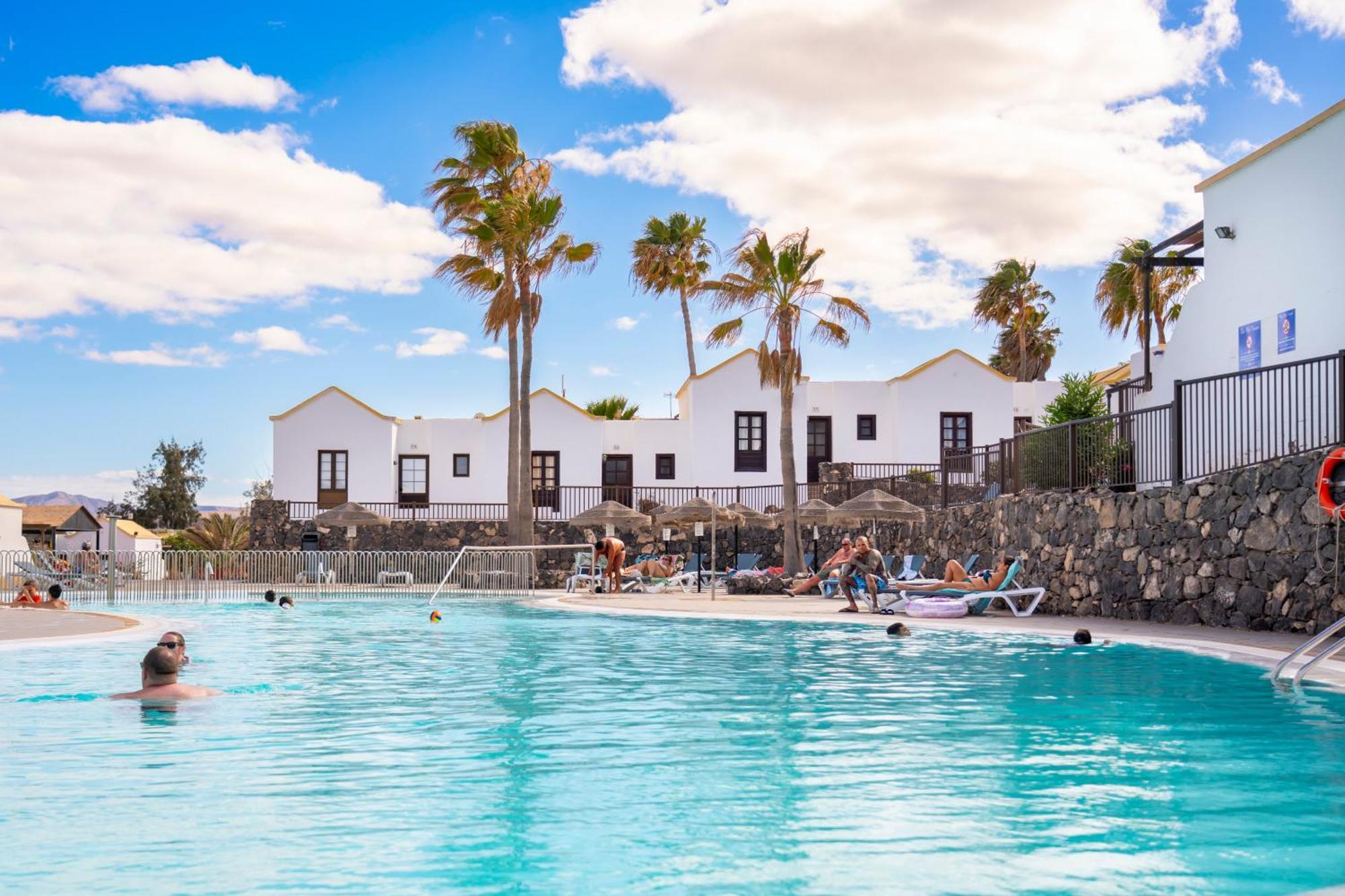 Elite Fuerteventura By Ecr Hotel Caleta De Fuste Exterior photo